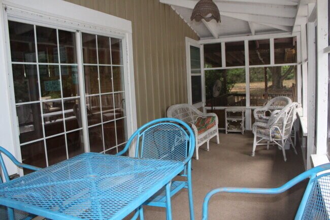 Building Photo - 1725 Cuscowilla Ln