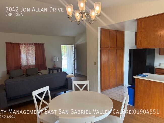 Building Photo - 7042 Jon Allan Dr