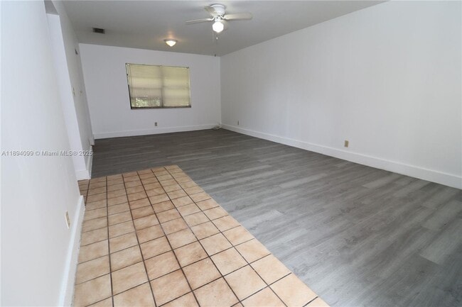 Building Photo - 1206 N 22nd Ave