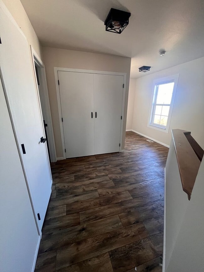 Building Photo - 16785 Huntington Ln