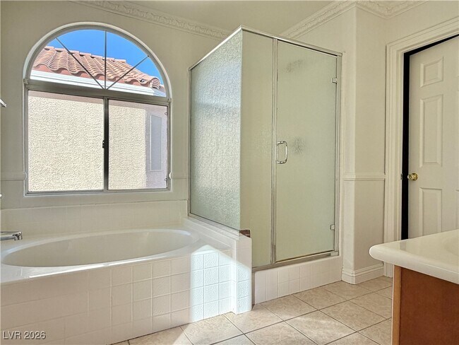 Building Photo - 8896 Tomnitz Ave