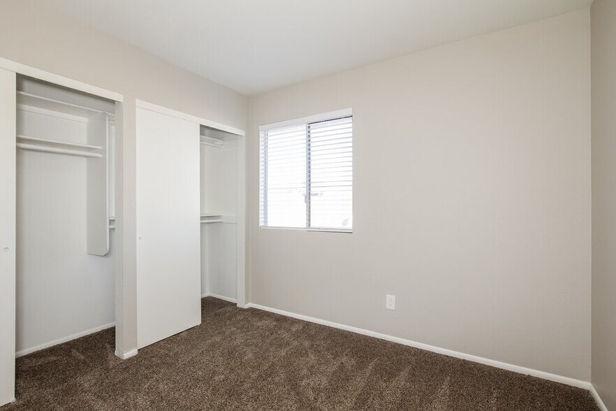 Building Photo - 7540 W Mescal St