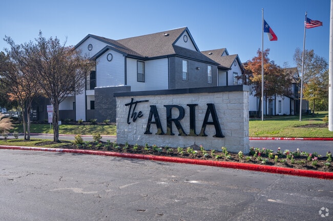 Building Photo - The Aria