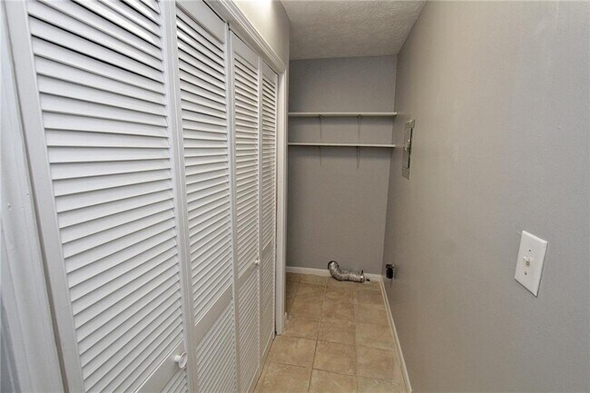 Building Photo - 4905 Annistown Rd