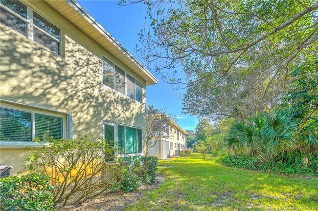 Building Photo - 2950 SE Ocean Blvd