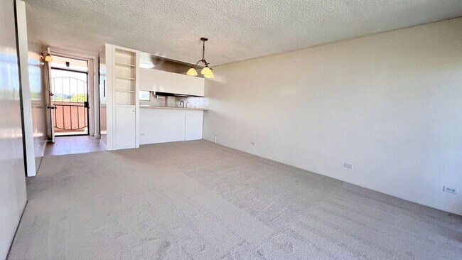 Building Photo - 1634 Nuuanu Ave