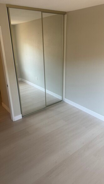 Building Photo - 2620 S Balboa Ave