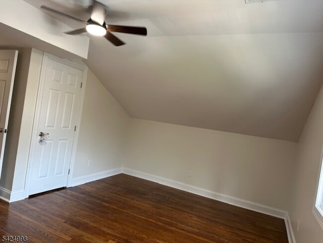 Building Photo - 515 Hamburg Turnpike