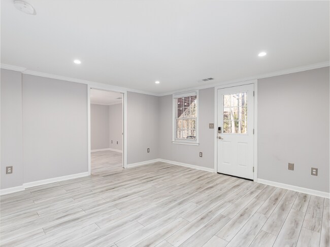 Building Photo - 1788 Ascot Run NW
