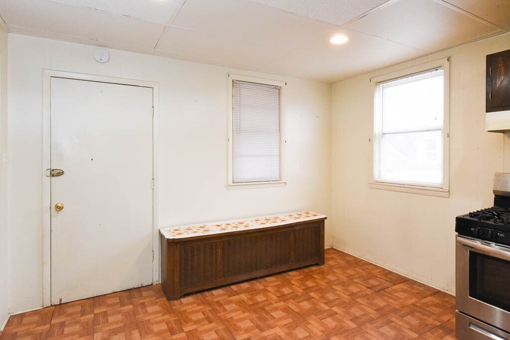 Building Photo - 3734 W Wabansia Ave