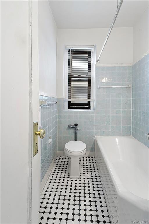 Building Photo - 2962 Decatur Ave