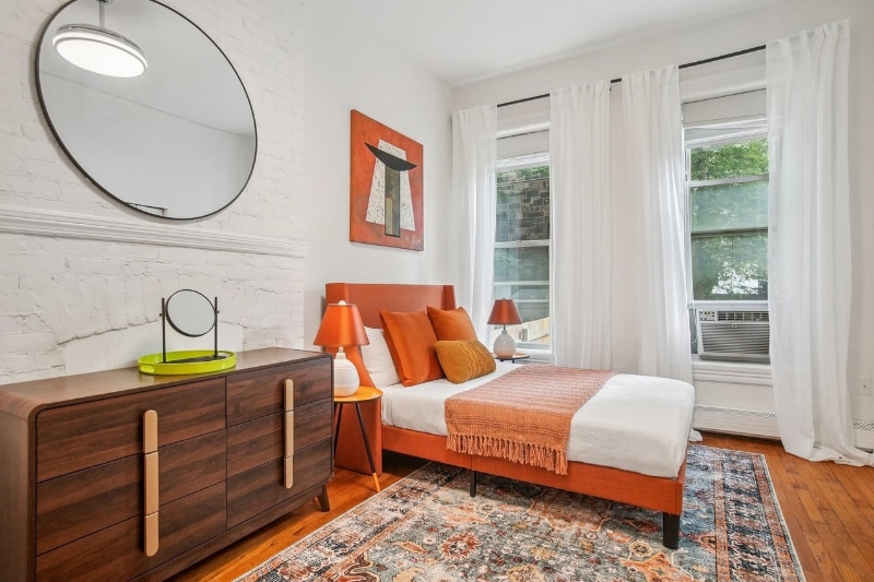 Building Photo - 237 3rd St