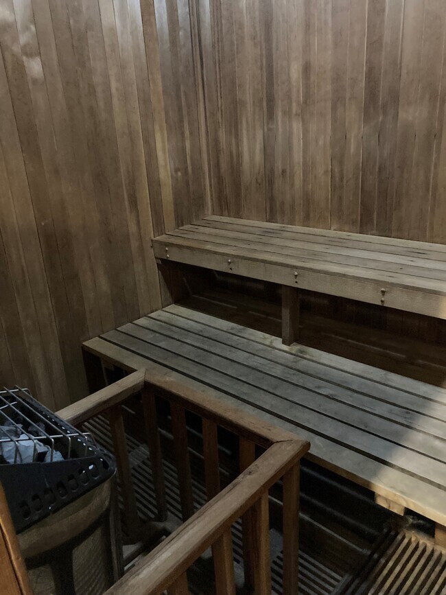 sauna - 5535 Canoga Ave