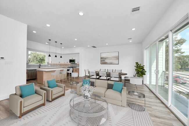 Building Photo - 6951 Foster St