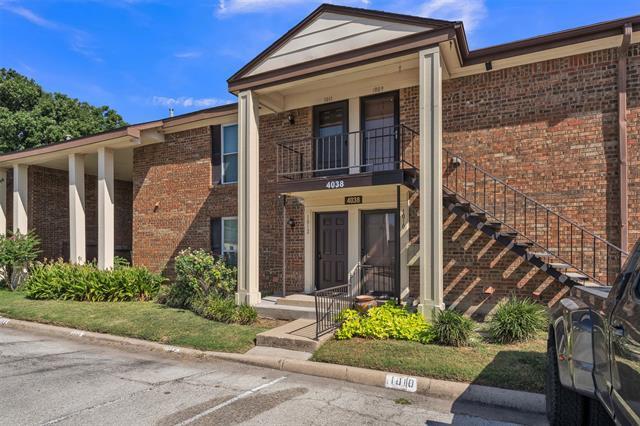 Building Photo - 4038 Ridglea Country Club Dr