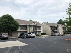 Building Photo - 1786 N Gregg Ave