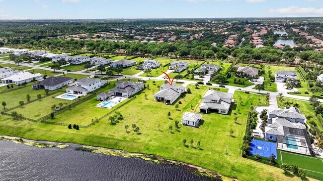 Building Photo - 20160 SE Bridgewater Dr