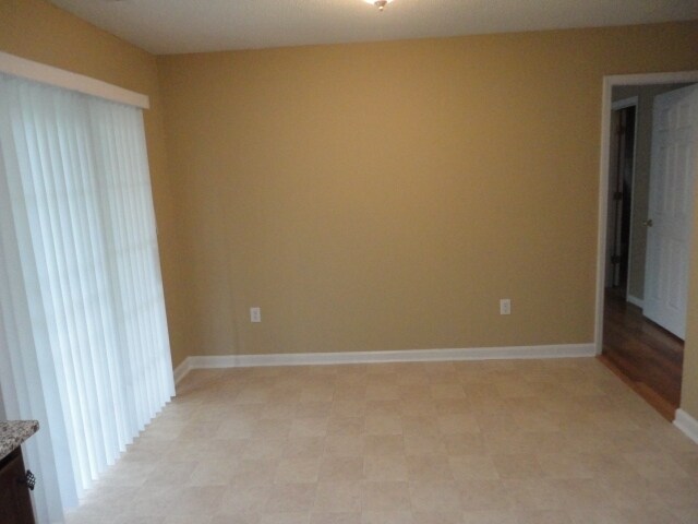 Building Photo - 4608 Dolwick Dr