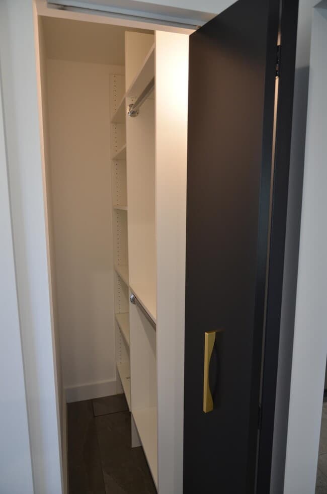 Building Photo - 3808 FL-5