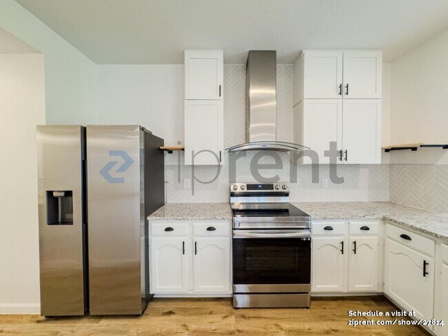 Building Photo - 4217 Red Spruce Ln