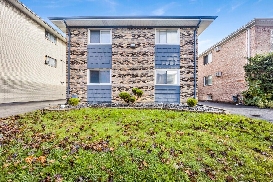 Building Photo - 10339 McVicker Ave