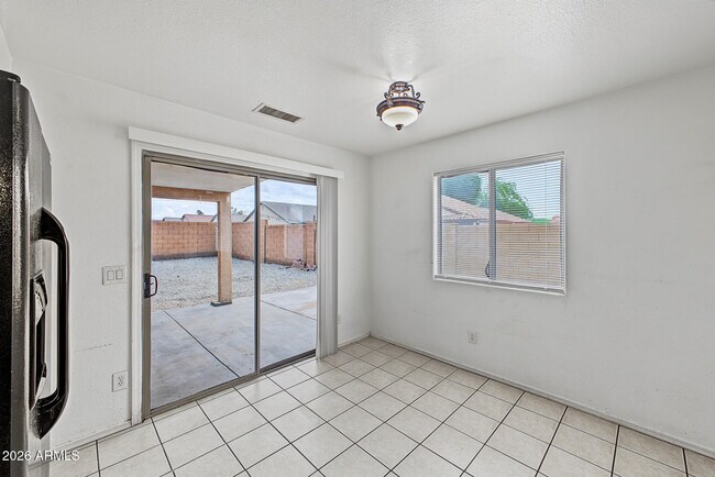 Building Photo - 3015 N 84th Dr