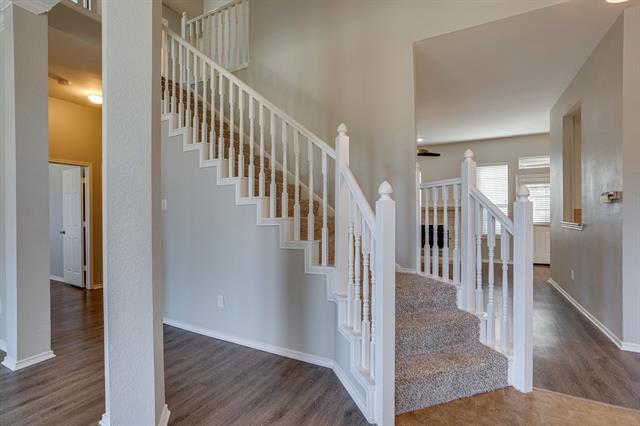 Building Photo - 2437 Shetland Dr