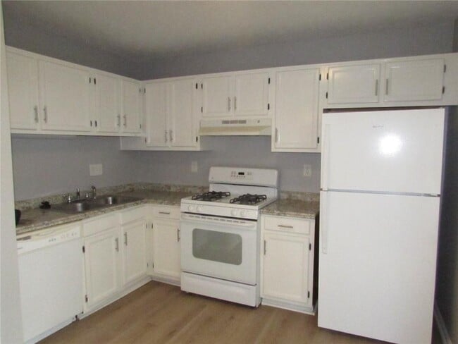 Building Photo - 4032 Settlers Hill Way