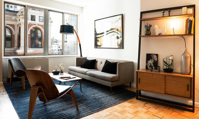 Building Photo - 45 William St