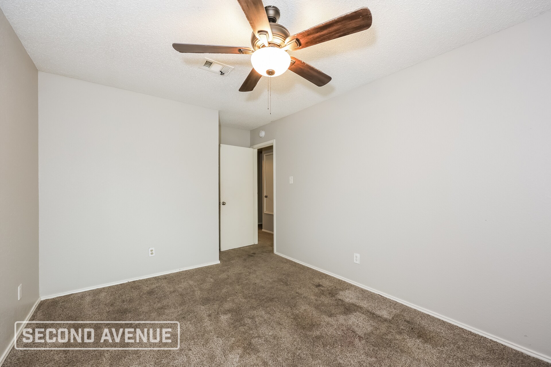 Building Photo - 6738 Silver Sage Dr