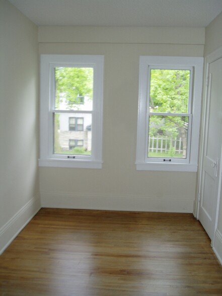 2nd bedroom/office/den - 3955 36th ave south