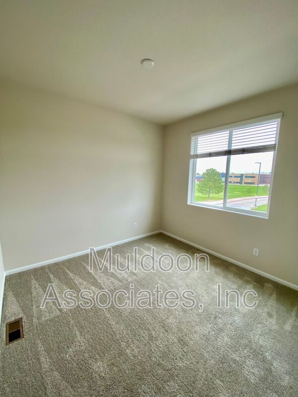 Building Photo - 8739 Scarborough Dr