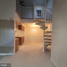 Building Photo - 6903 Sandra Marie Cir