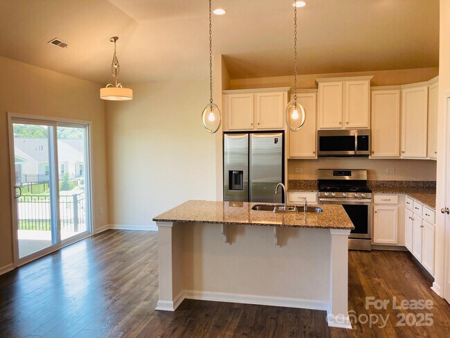 Building Photo - 4534 Dover Ct