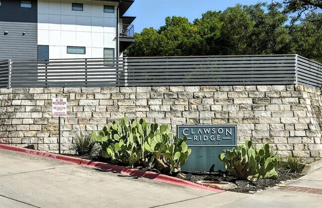Building Photo - 3700 Clawson Rd