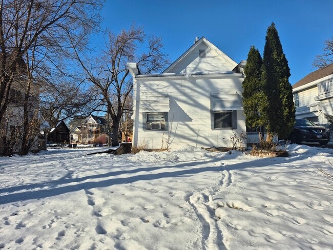 Building Photo - 429 South St