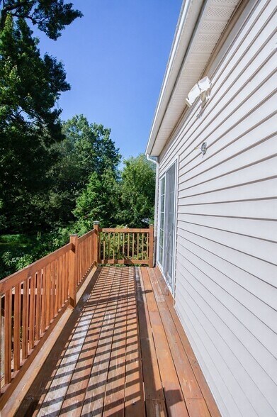Building Photo - 126 Sears Island Dr