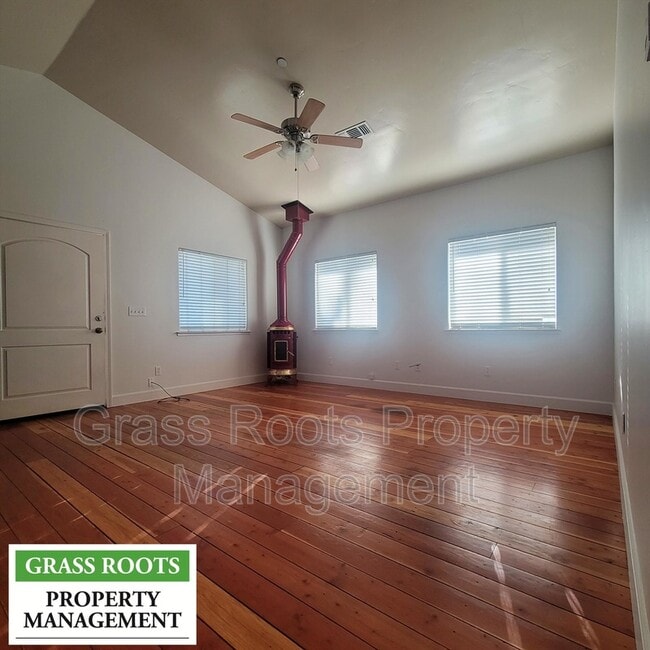 Building Photo - 152 W Empire St