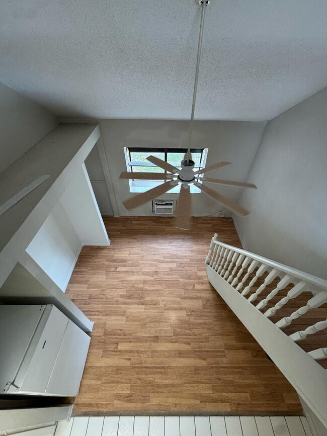 Building Photo - 1260 E 113th Ave