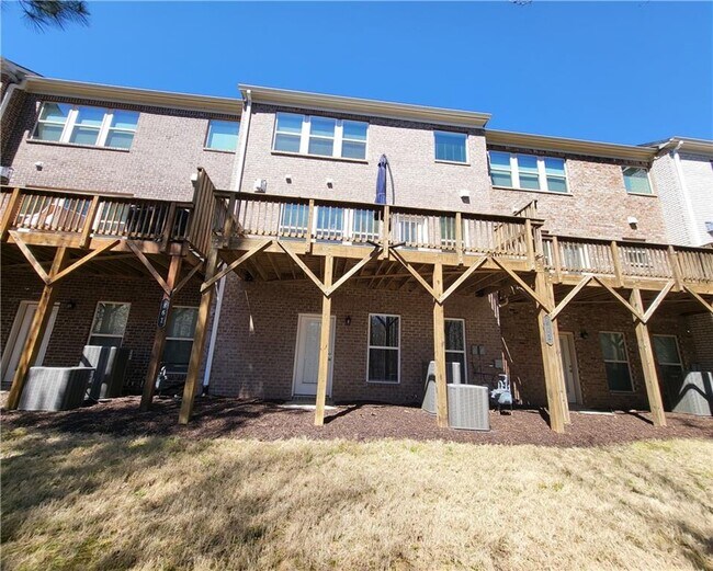 Building Photo - 871 Sunset Park Dr