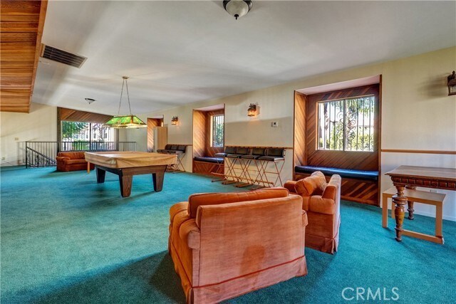 Building Photo - 1711 Grismer Ave