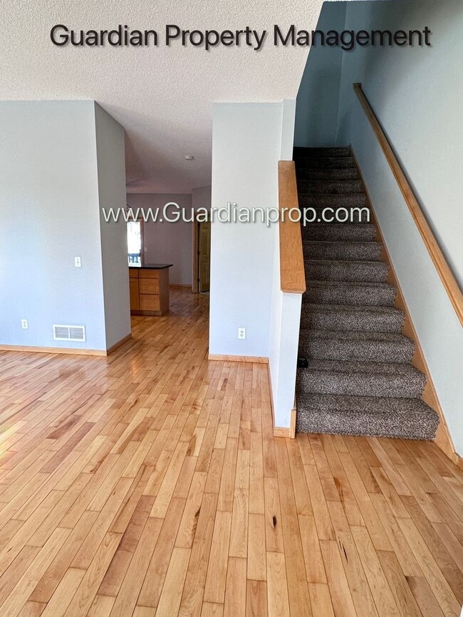 Building Photo - Hopkins Single Family Home, 2 Car Garage, Office, Gas Fireplace, Primary Suite