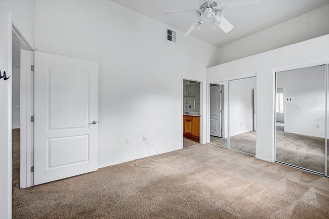 Building Photo - Second Story Condo with Open Floor Plan and Granite Counters