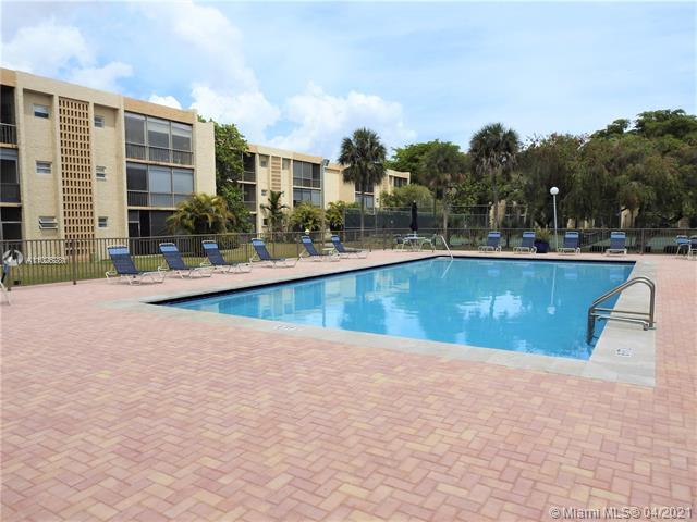 Building Photo - 8401 SW 107th Ave