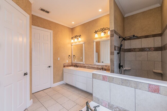 Building Photo - Coming Soon! 3 Bedroom Home in Aledo