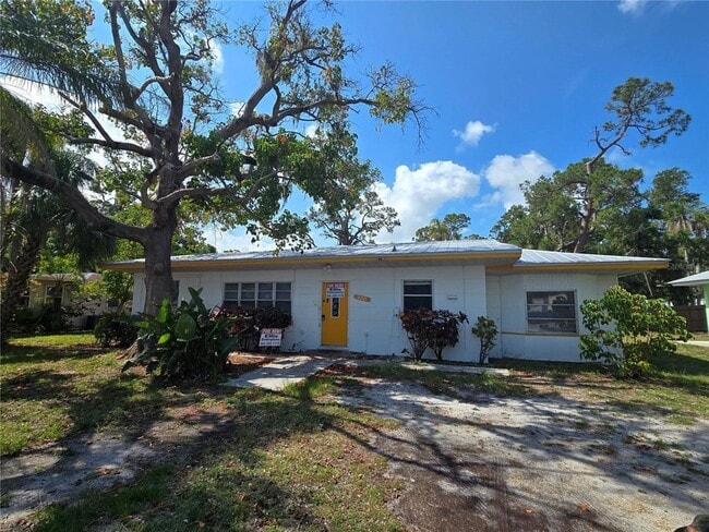 Primary Photo - 926 46th St