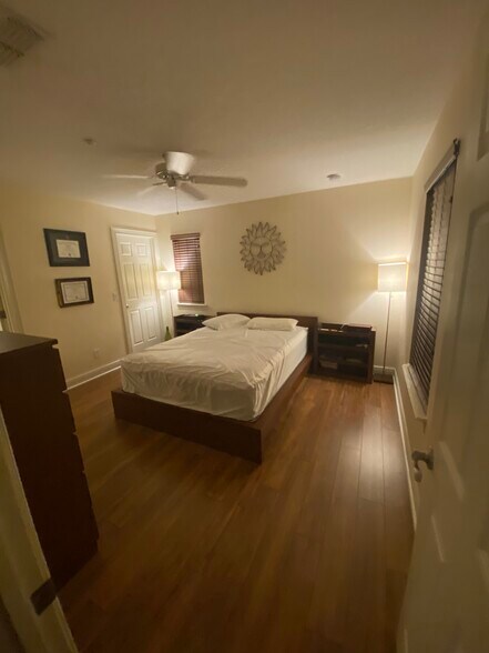 Bedroom - 2892 Lincroft Ave