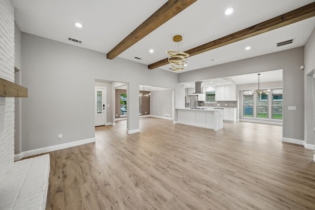 Building Photo - 4008 Hatherly Dr