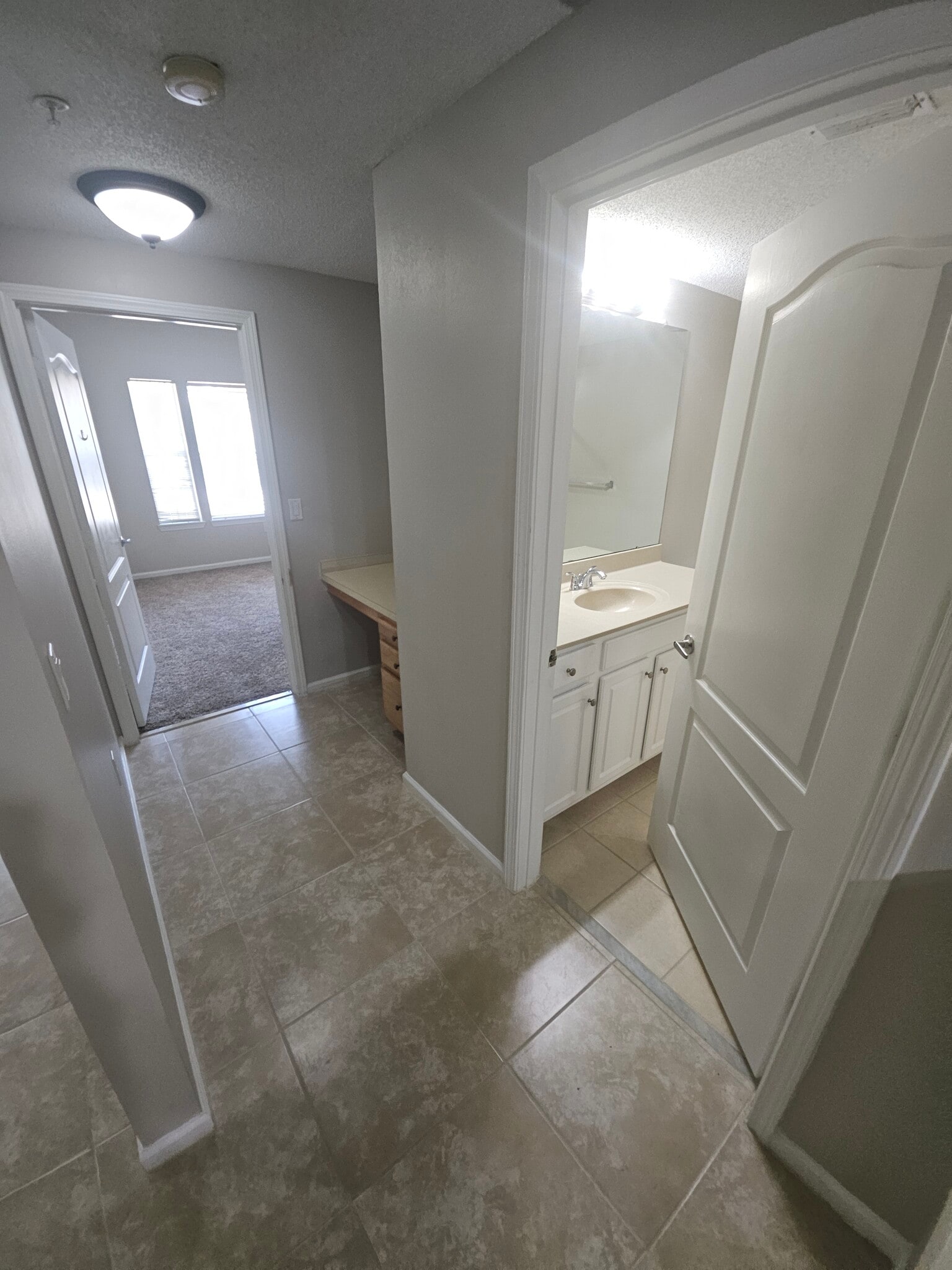 Building Photo - 12024 Villanova Dr