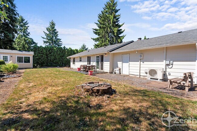 Building Photo - 4213 NE 139th Ave